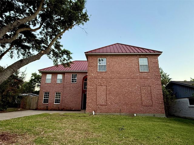 4505 Mimosa Drive, Bellaire, TX 77401