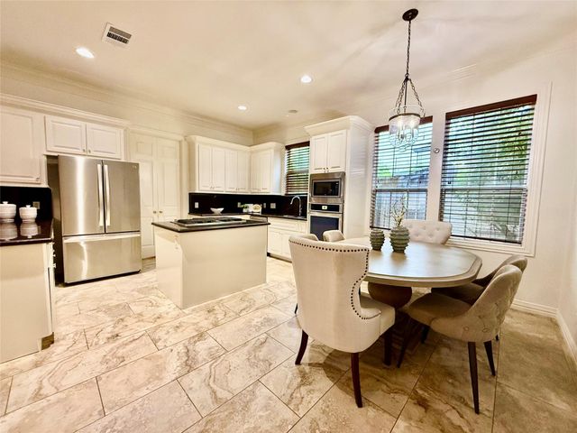 4505 Mimosa Drive, Bellaire, TX 77401