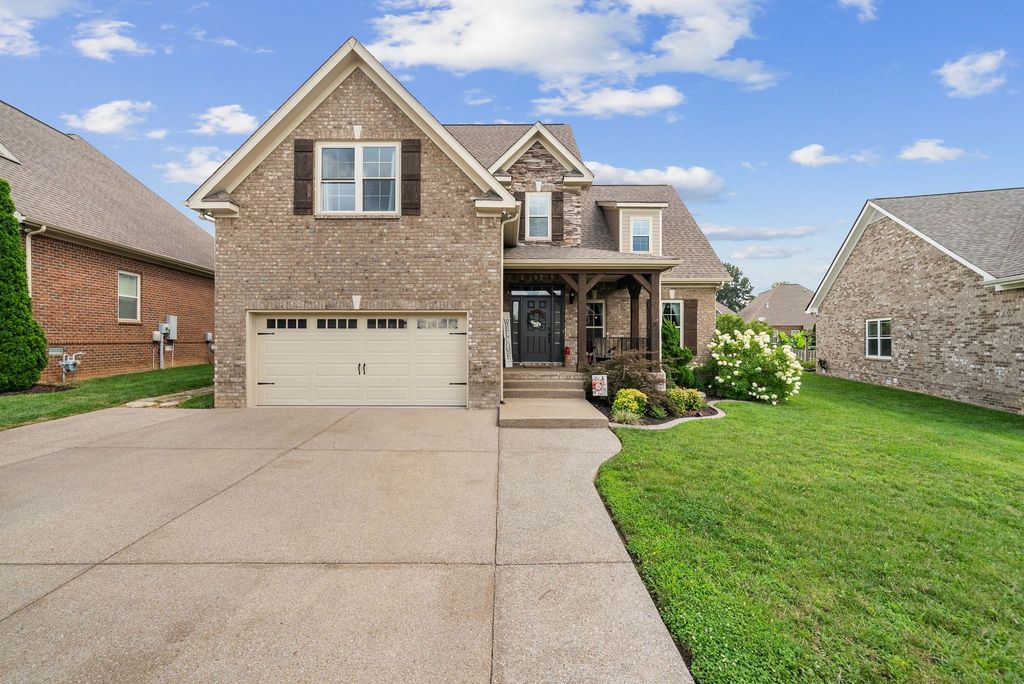 8025 Ragusa Cir, Spring Hill, TN 37174