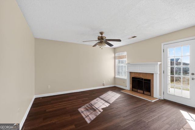 4627 Laura Place, Lithonia, GA 30038