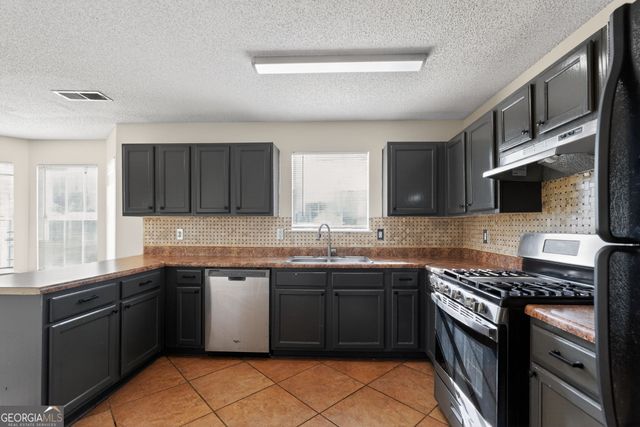 4627 Laura Place, Lithonia, GA 30038