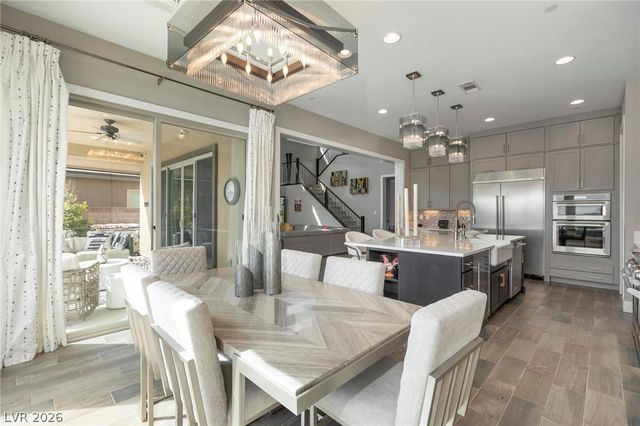 2153 King Crest Court, Henderson, NV 89052