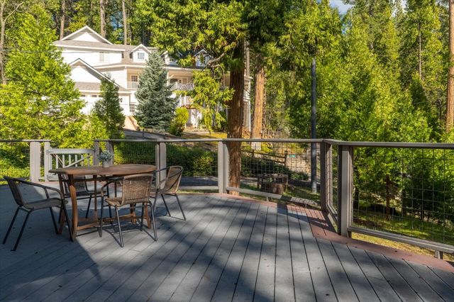 1578 Gloria Dr, Arnold, CA 95223