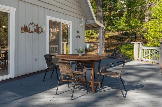 1578 Gloria Dr, Arnold, CA 95223