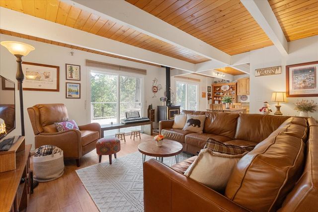 1578 Gloria Dr, Arnold, CA 95223