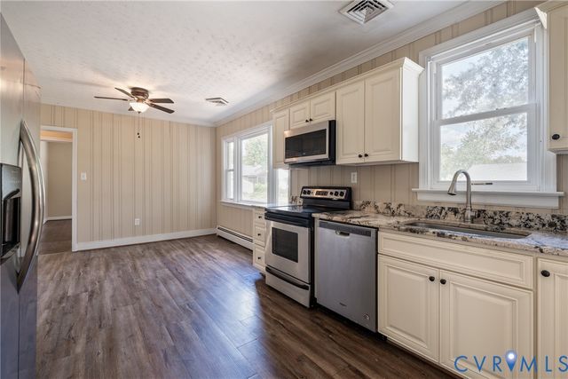 6227 Ellis Ave, Henrico, VA 23228