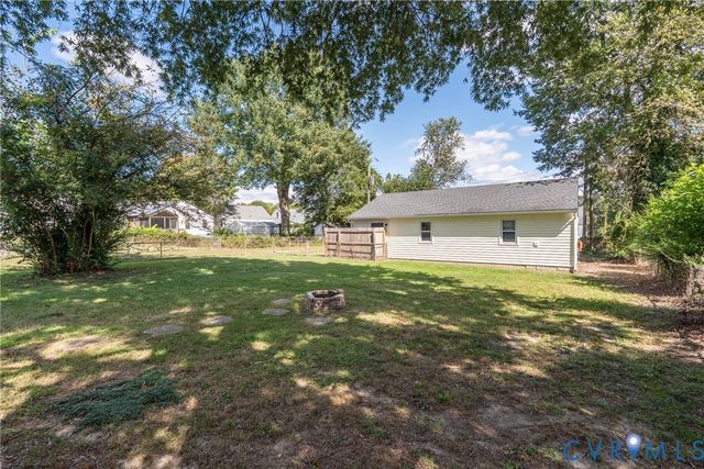 6227 Ellis Ave, Henrico, VA 23228