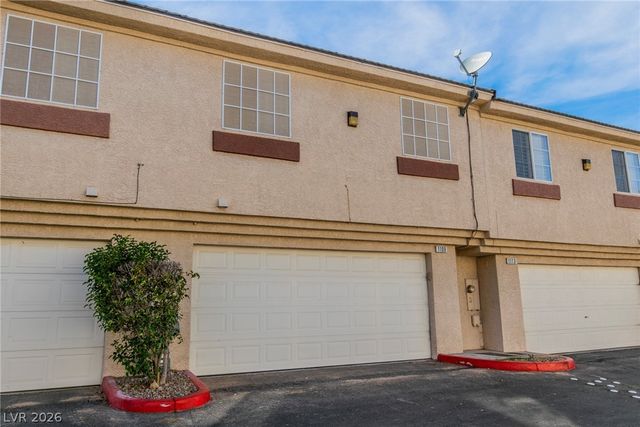 1109 Dusty Creek Street, Las Vegas, NV 89128