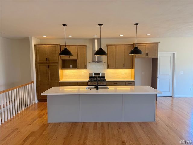 8530 Angus Path, Cicero, NY 13039