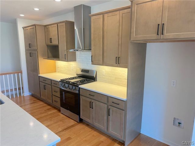 8530 Angus Path, Cicero, NY 13039