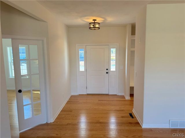 8530 Angus Path, Cicero, NY 13039