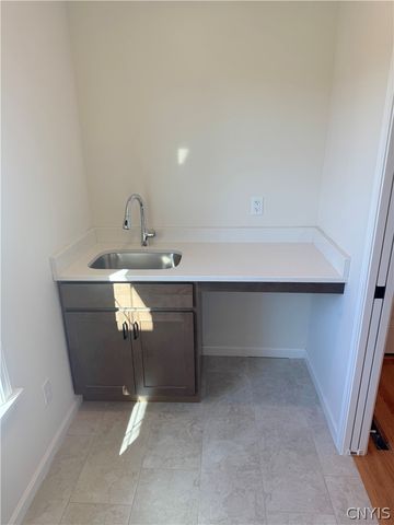 8530 Angus Path, Cicero, NY 13039