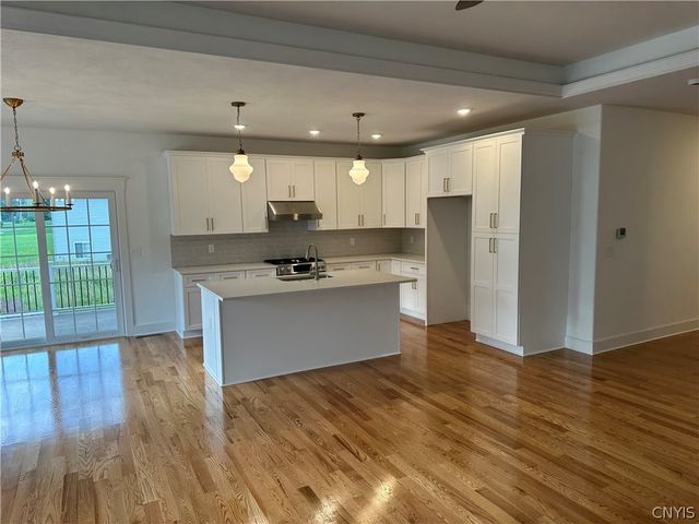 8530 Angus Path, Cicero, NY 13039