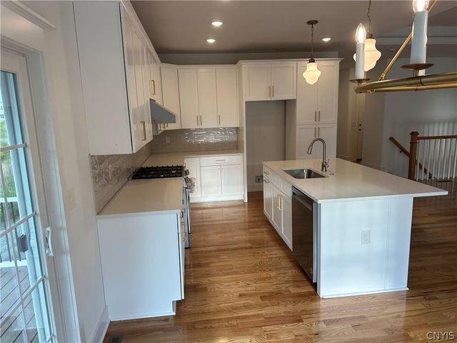 8530 Angus Path, Cicero, NY 13039