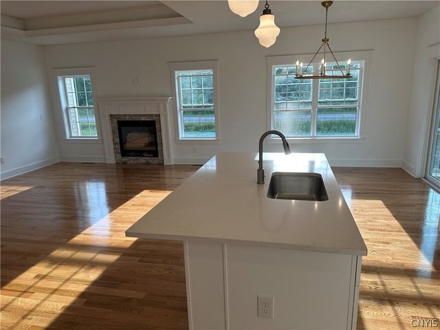 8530 Angus Path, Cicero, NY 13039