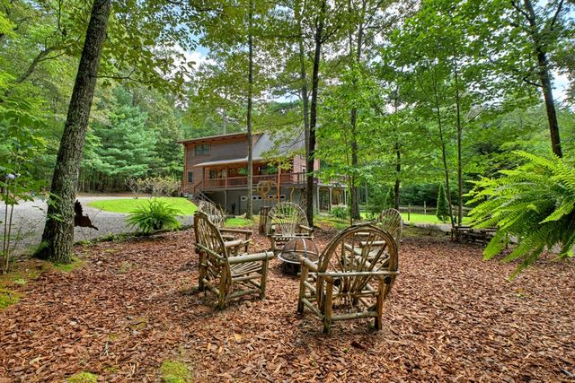 110 Bear Pause Road, Morganton, GA 30560