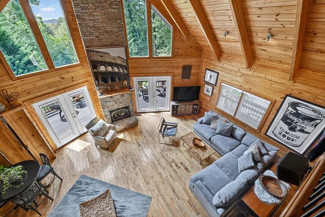 110 Bear Pause Road, Morganton, GA 30560