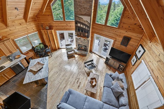 110 Bear Pause Road, Morganton, GA 30560