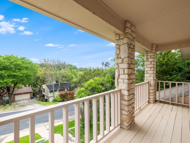 9305 Rolling Oaks TRL, Austin, TX 78750