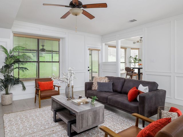 9305 Rolling Oaks TRL, Austin, TX 78750