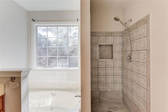 5670 HOLLOW RIDGE Lane, Norcross, GA 30071