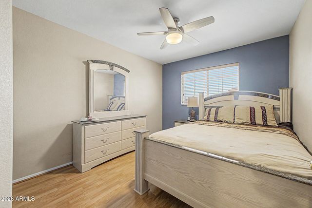 2211 E WILLIAMS Drive E, Phoenix, AZ 85024