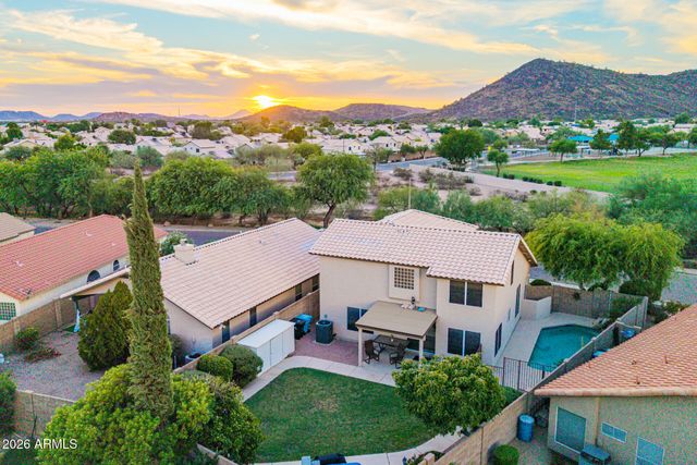 2211 E WILLIAMS Drive E, Phoenix, AZ 85024