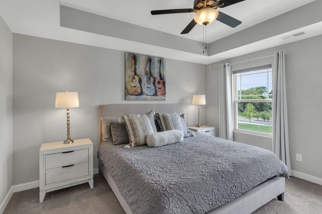 233 Champaign Drive, Hendersonville, TN 37075