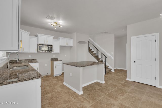 11364 S RANCH Court, El Paso, TX 79934