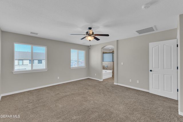 11364 S RANCH Court, El Paso, TX 79934