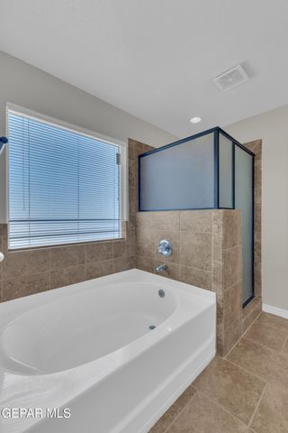 11364 S RANCH Court, El Paso, TX 79934