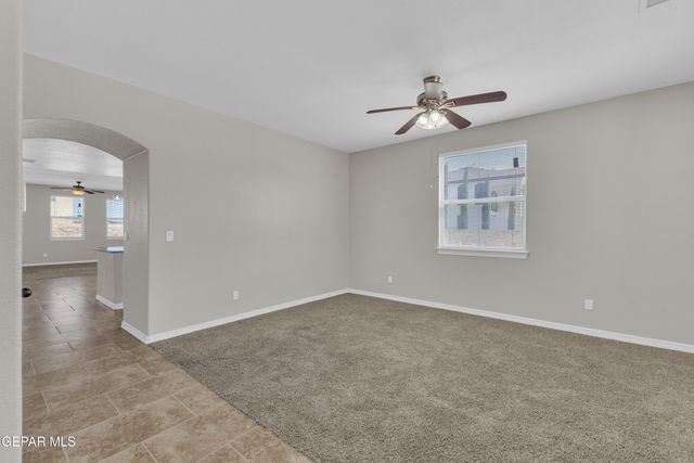 11364 S RANCH Court, El Paso, TX 79934