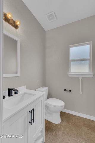 11364 S RANCH Court, El Paso, TX 79934