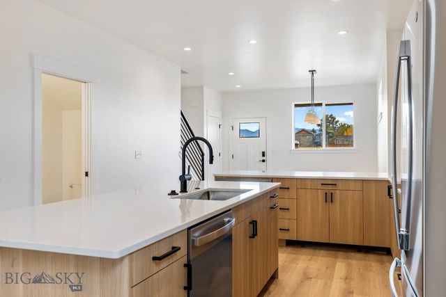 303 Cloudfield Circle, Bozeman, MT 59718