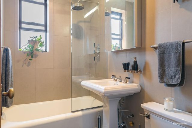 1710 Ave H C5, New York City, NY 11230