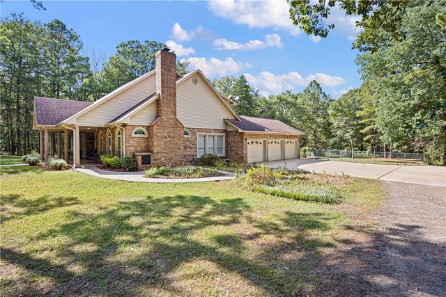 10562 Nebo Acres Road, Dardanelle, AR 72834