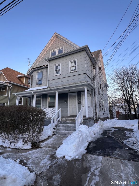 128 Prince Street 3rd. Fl., Bridgeport, CT 06610