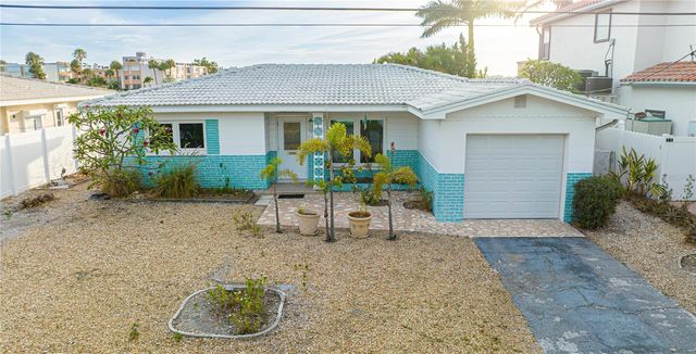 1425 COREY WAY S, South Pasadena, FL 33707