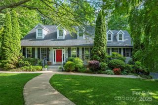 3 Lornelle Place, Asheville, NC 28804
