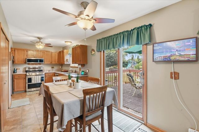 1860 Carl Drive, Round Lake Beach, IL 60073