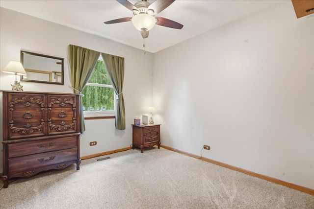1860 Carl Drive, Round Lake Beach, IL 60073