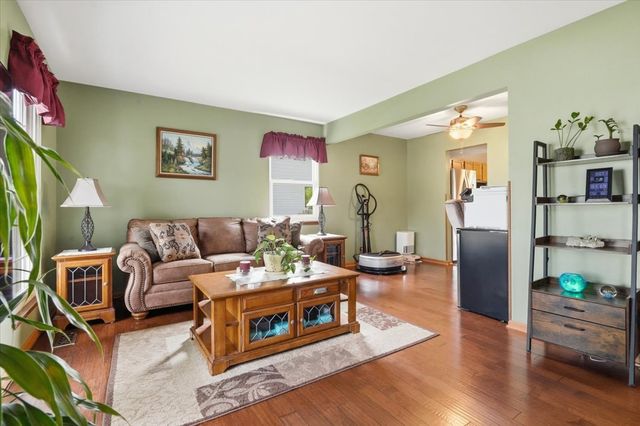 1860 Carl Drive, Round Lake Beach, IL 60073