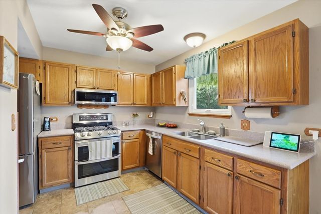 1860 Carl Drive, Round Lake Beach, IL 60073