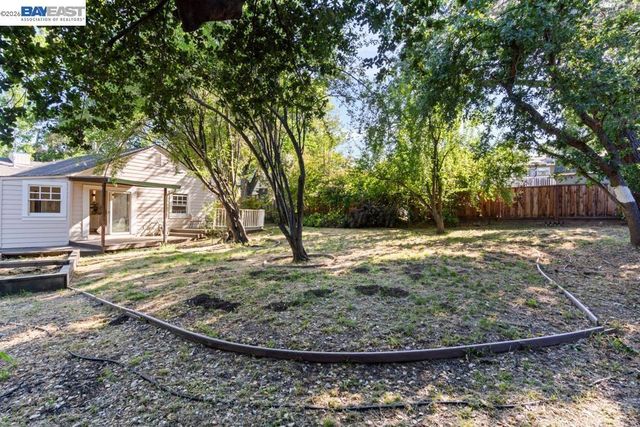 1832 Parkside Drive, Walnut Creek, CA 94597