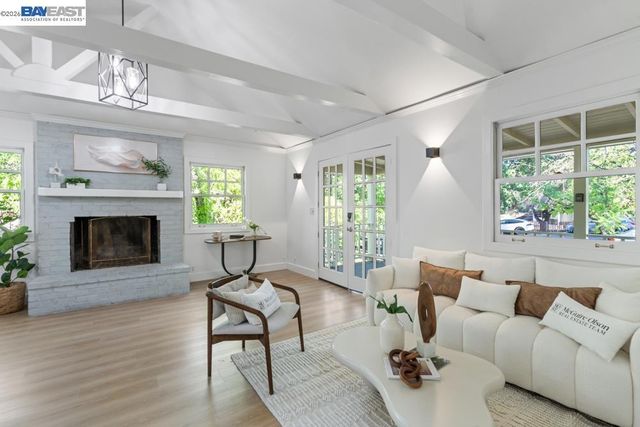 1832 Parkside Drive, Walnut Creek, CA 94597