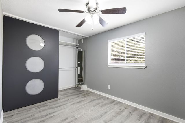 2302 E Side DR 18, Austin, TX 78704