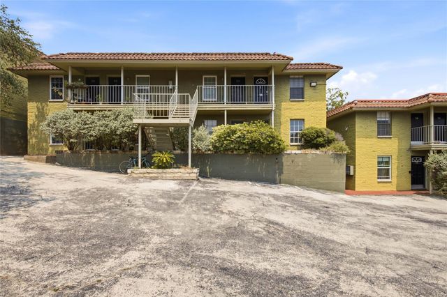 2302 E Side DR 18, Austin, TX 78704