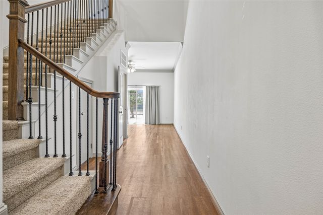 1325 Summerset Lane, Burleson, TX 76028