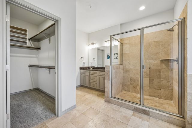1325 Summerset Lane, Burleson, TX 76028