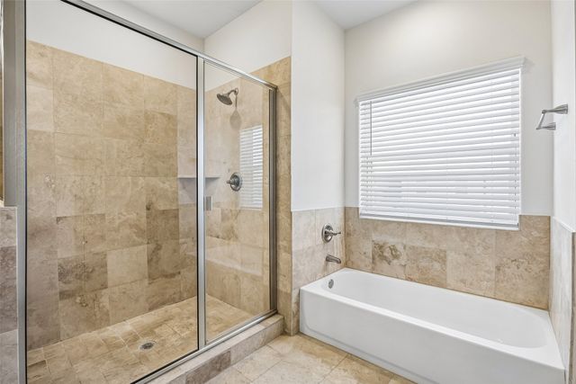 1325 Summerset Lane, Burleson, TX 76028